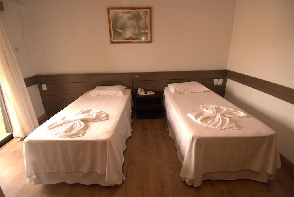 Novo Hotel Tinho Риу-ду-Сул Номер фото